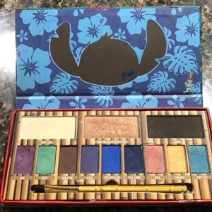 Disney Ohana eyeshadow palette